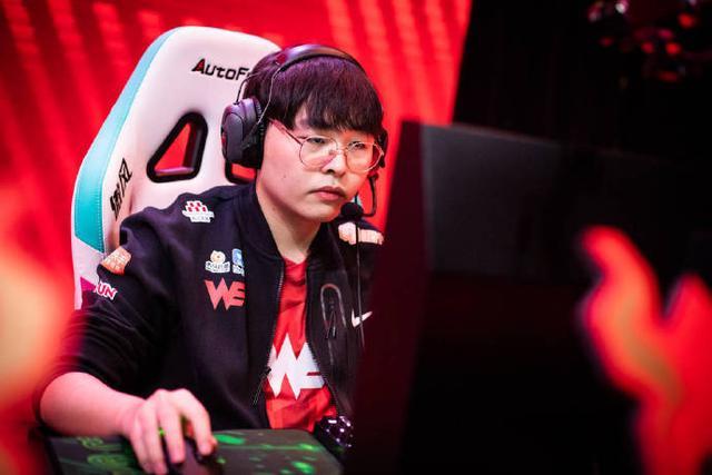 关于西班牙队引发争议!,JackeyLove官方宣布出色发挥新规全场沸腾不已的信息 关于西班牙队引发争议!,JackeyLove官方宣布出色发挥新规全场沸腾不已的信息