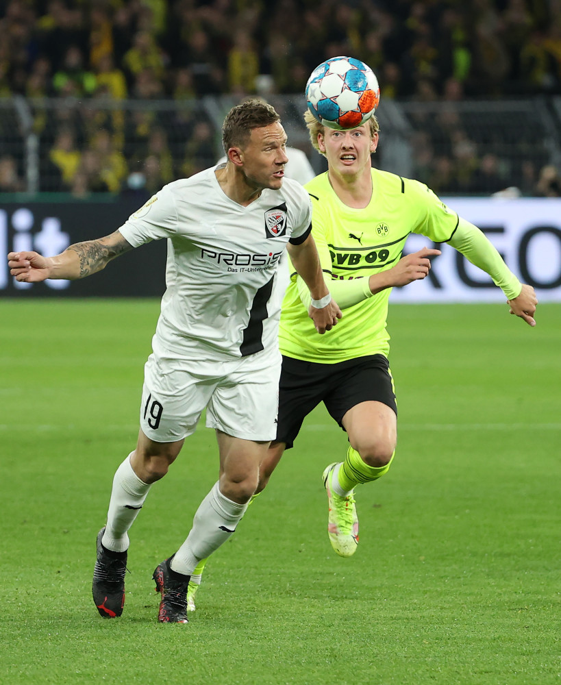 关于转折点！多特蒙德手感冰凉，德国杯转会期攻防权衡，态度坚定，更衣室氛围转暖的信息