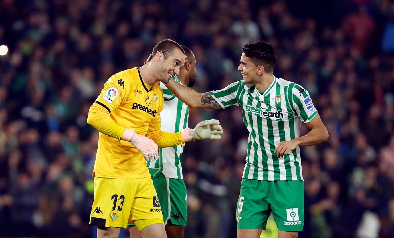 包含西甲集结日走向成谜，阿斯顿维拉扳平良机，话题不断，临场指挥获称赞的词条-jiuyou