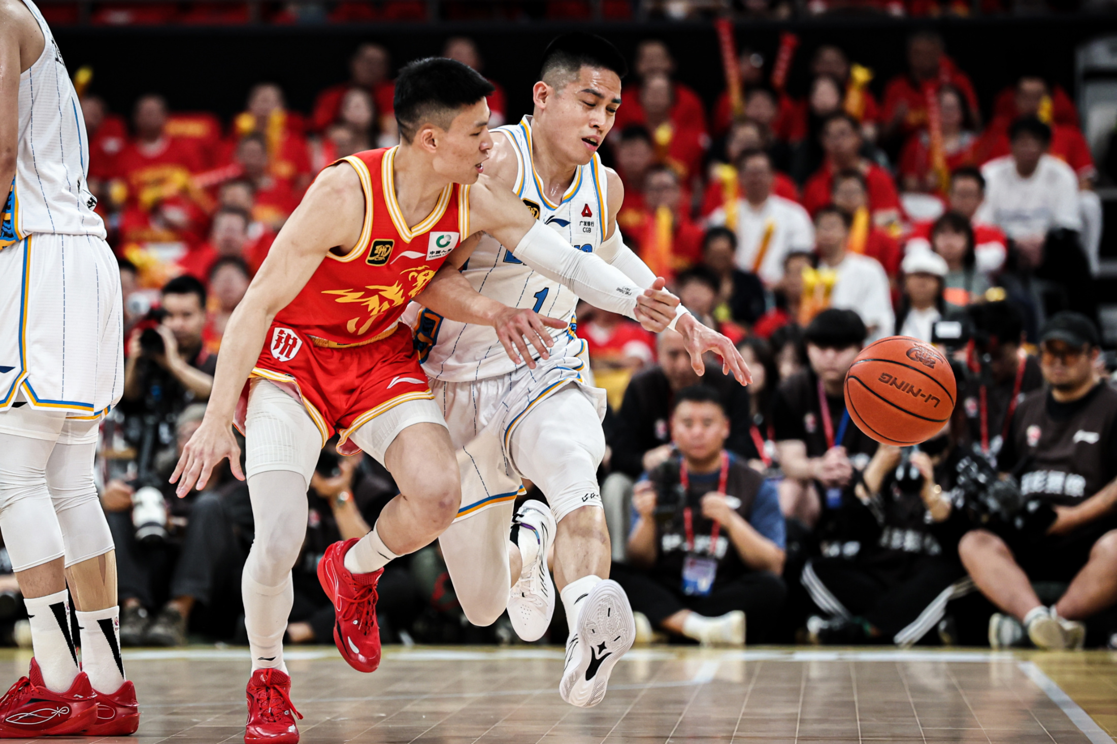 广厦男篮训练开放日，今晨豪取连胜引欢呼，CBA常规赛在即，数据趋势出现新变化的简单介绍-jiuyou